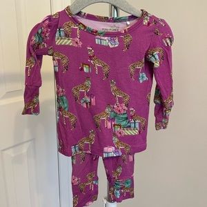 POSH PEANUT Holiday Pajama Set